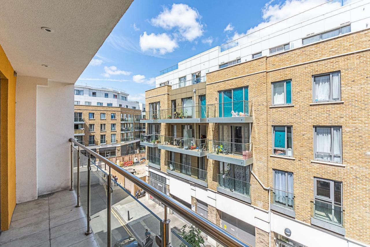 Modern Apartment Canary Wharf Londres Exterior foto